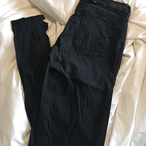 Women’s jeans! - Picture 1 of 2